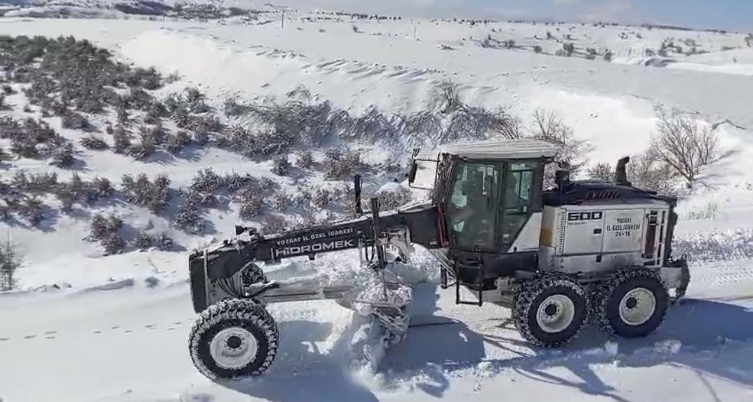 Yozgat'ta Ekipler Kar Mesaisini Aralıksız Sürdürüyor