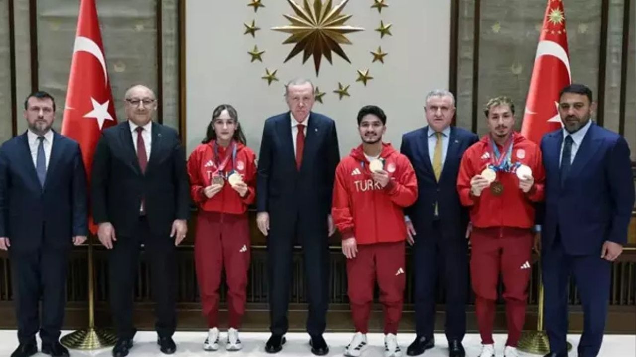 Milli Haltercilerden 2025'te Büyük Başarı: 310 Madalya ile Zirvedeyiz