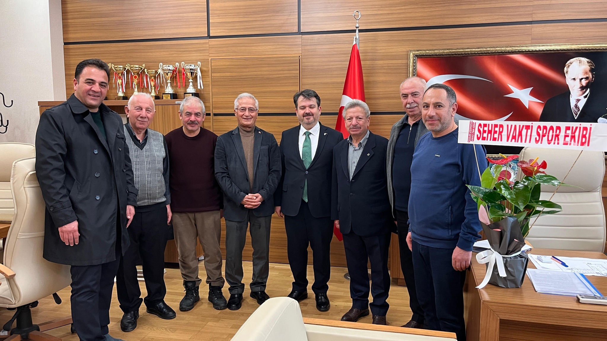 Yozgat Seher Vakti Spor Ekibi’nden Prof. Dr. Yusuf Hıdır’a Hayırlı Olsun Ziyareti