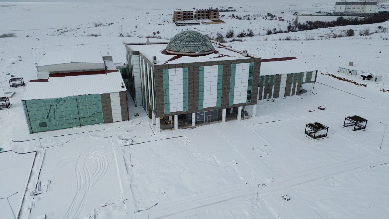 Yozgat Bozok Üniversitesi Spor Bilimleri Fakültesi binası tamamlandı