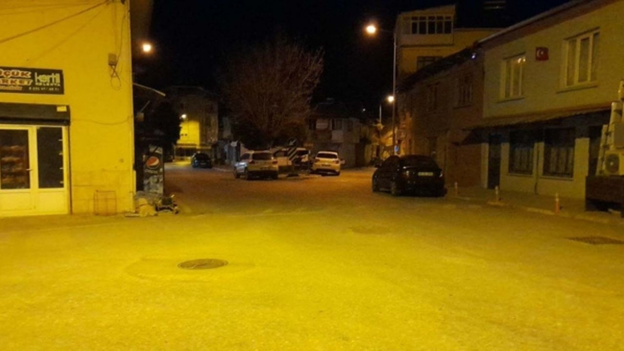 Sındırgı Karagür'de Sabah Saatlerinde Depremle Uyandılar