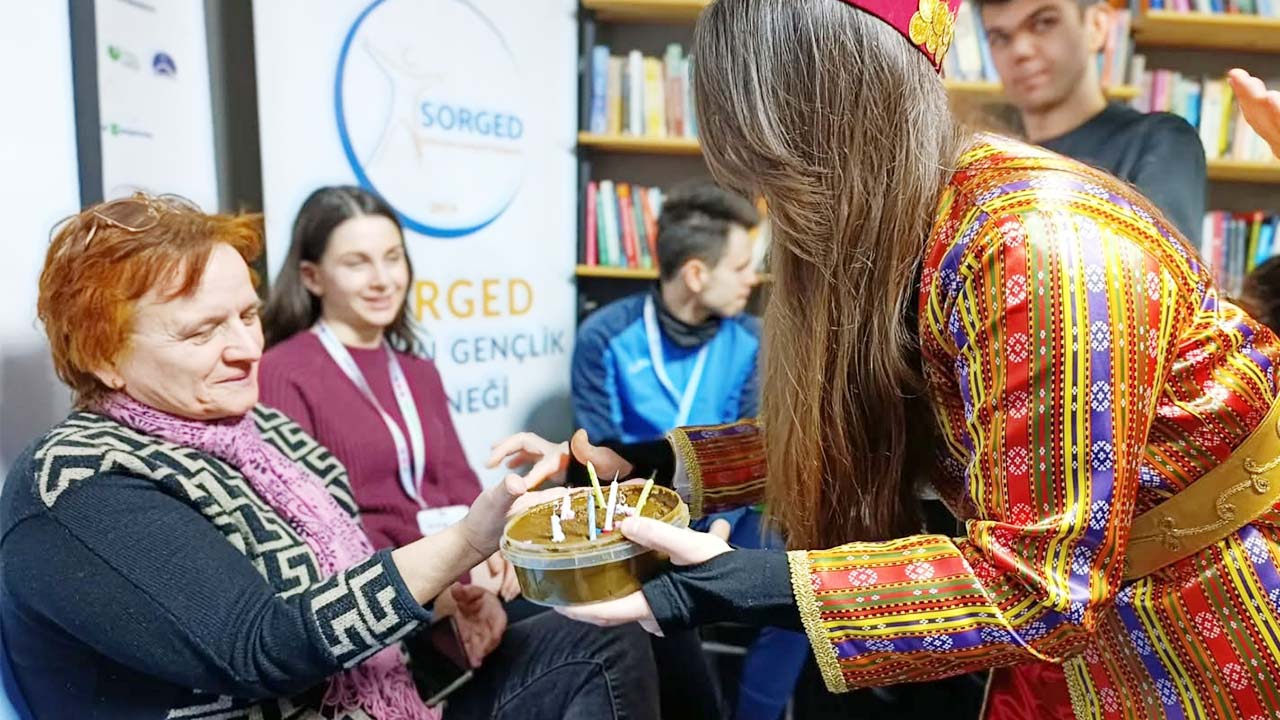 Sorgun’da Erasmus+ Gençlik Projesi ile Türk Kültür Gecesi Coşkusu