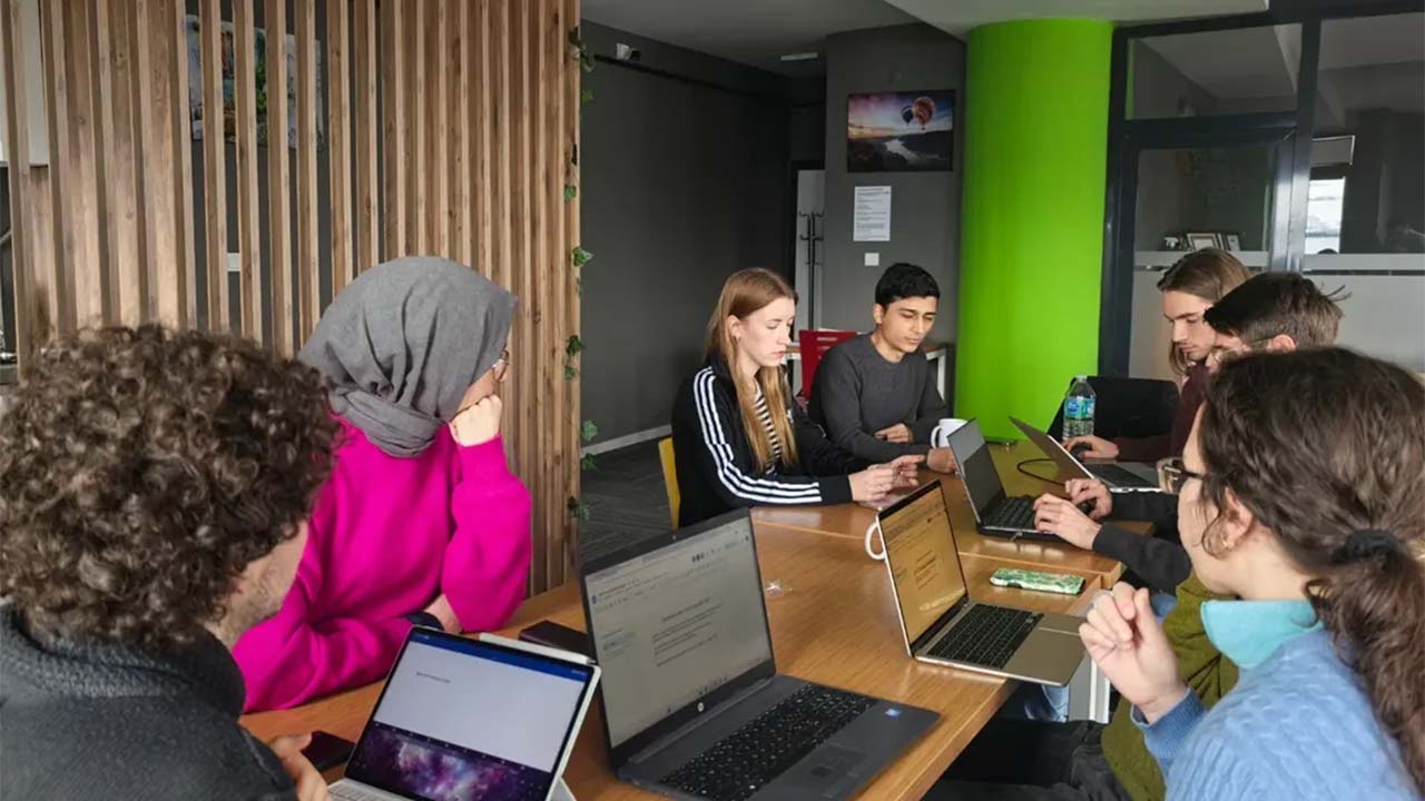 Sorgun’da Uluslararası Dayanışma: Gençler Afetlere Karşı Birleşti