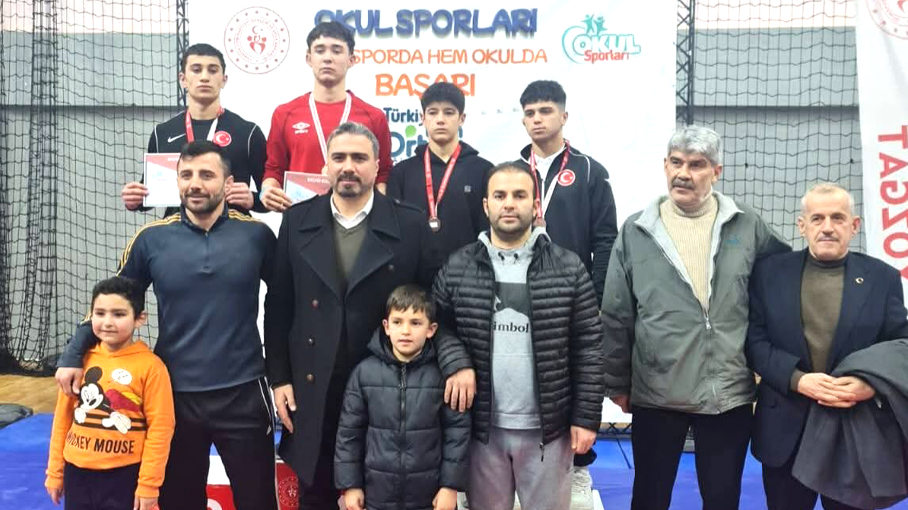 Yozgatlı Güreşçiler Türkiye Şampiyonası Yolunda