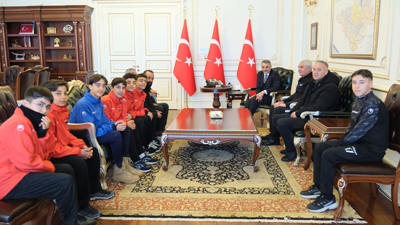 Yozgat Valisi Özkan’dan Genç Sporculara Tam Destek