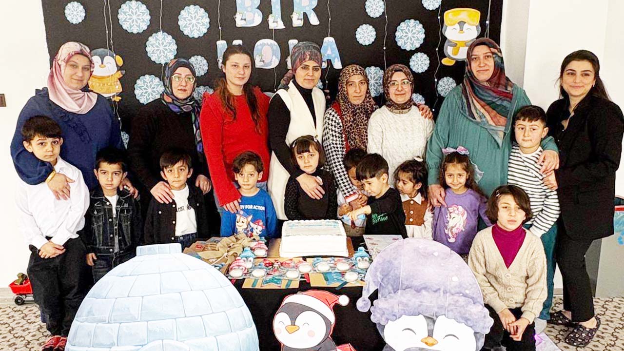 Yozgat’ta Miniklerin Karne Sevinci: ADEM Kreşinde Renkli Anlar