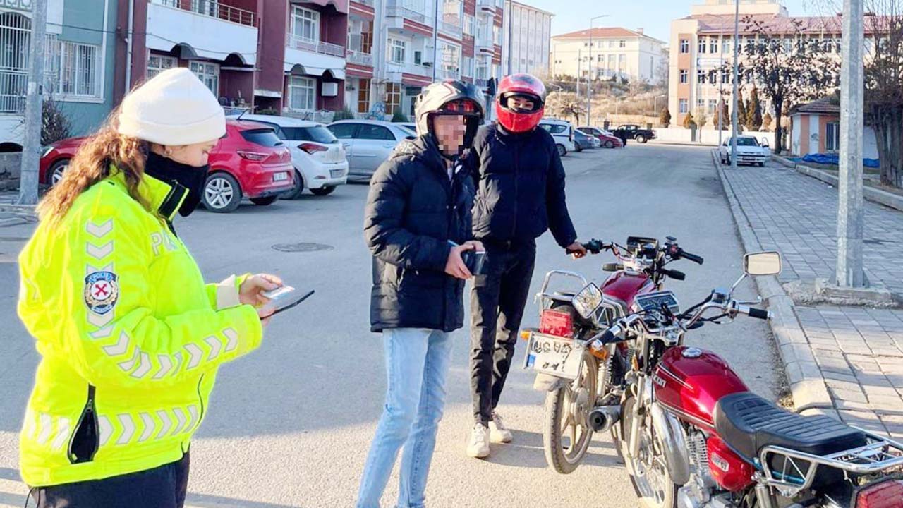 Yerköy Emniyetinden Göç Denetimi: Kişiler, Araçlar ve Kamu Alanları Denetlendi
