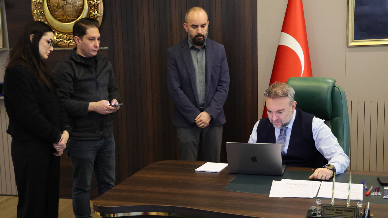 Yozgat Bozok Üniversitesi ve Cumhurbaşkanlığı İletişim Başkanlığı’ndan Dünya Soykırımlar Tarihi ve Gazze Yarışması
