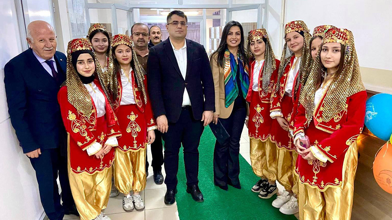 Akdağmadeni’nde iftar öncesi yöresel karşılama