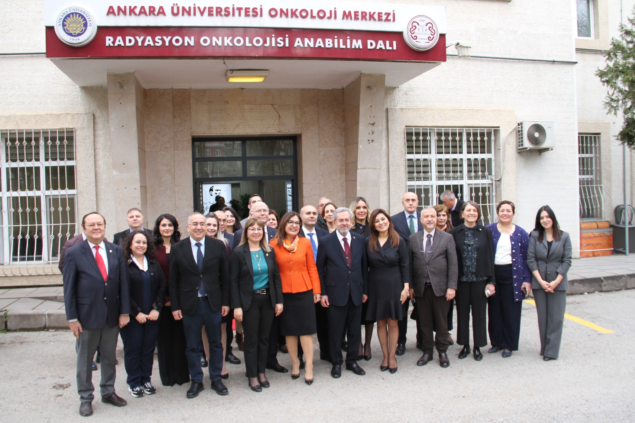Ankara Üniversitesi Tıp Fakültesi Radyasyon Onkolojisi Yenilendi