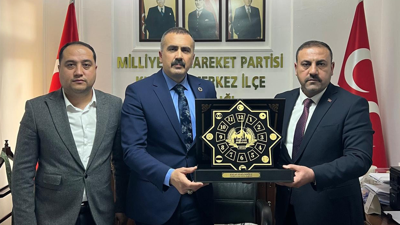 Çiçekdağı Belediye Başkanı Hasan Hakanoğlu’ndan MHP İl Başkanlığına ziyaret
