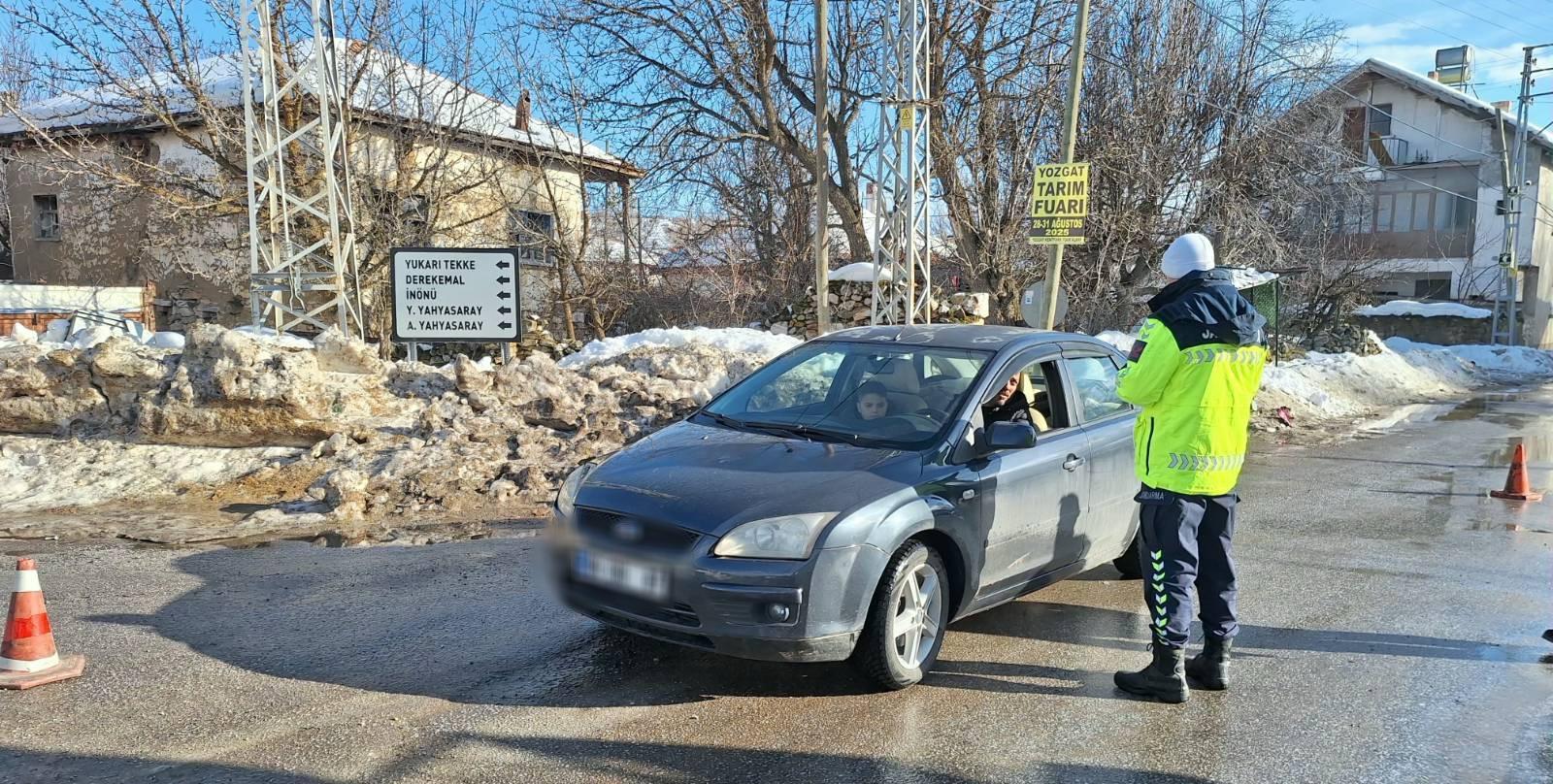 Yozgat’ta Ehliyetsiz yakalanan sürücüye ceza