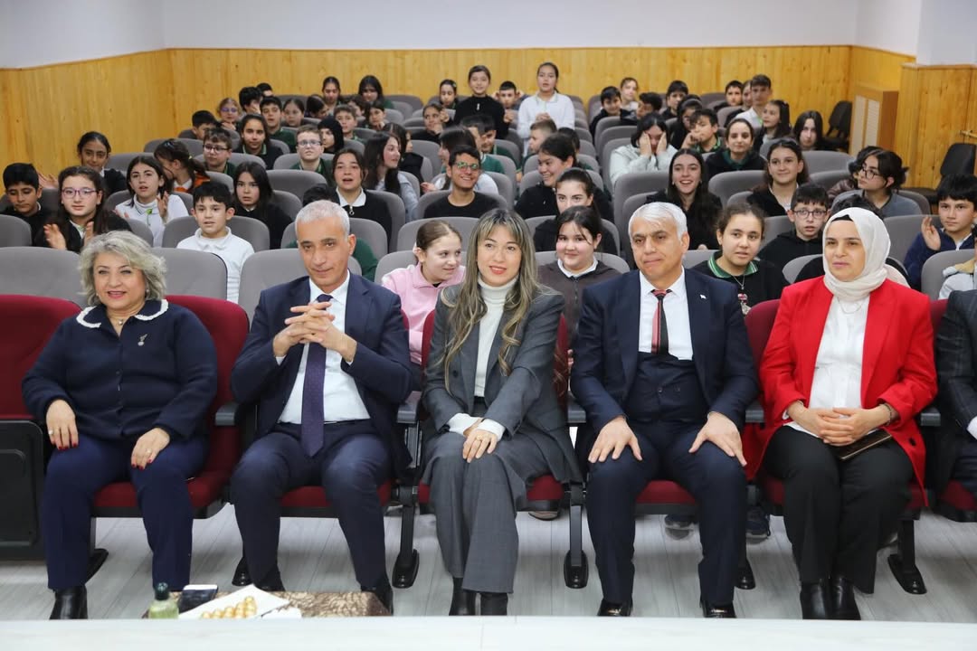 “Gönül Dağı’nın Aşıkları” Gölbaşı İnönü Ortaokulu’nda Öğrencilerle Buluştu