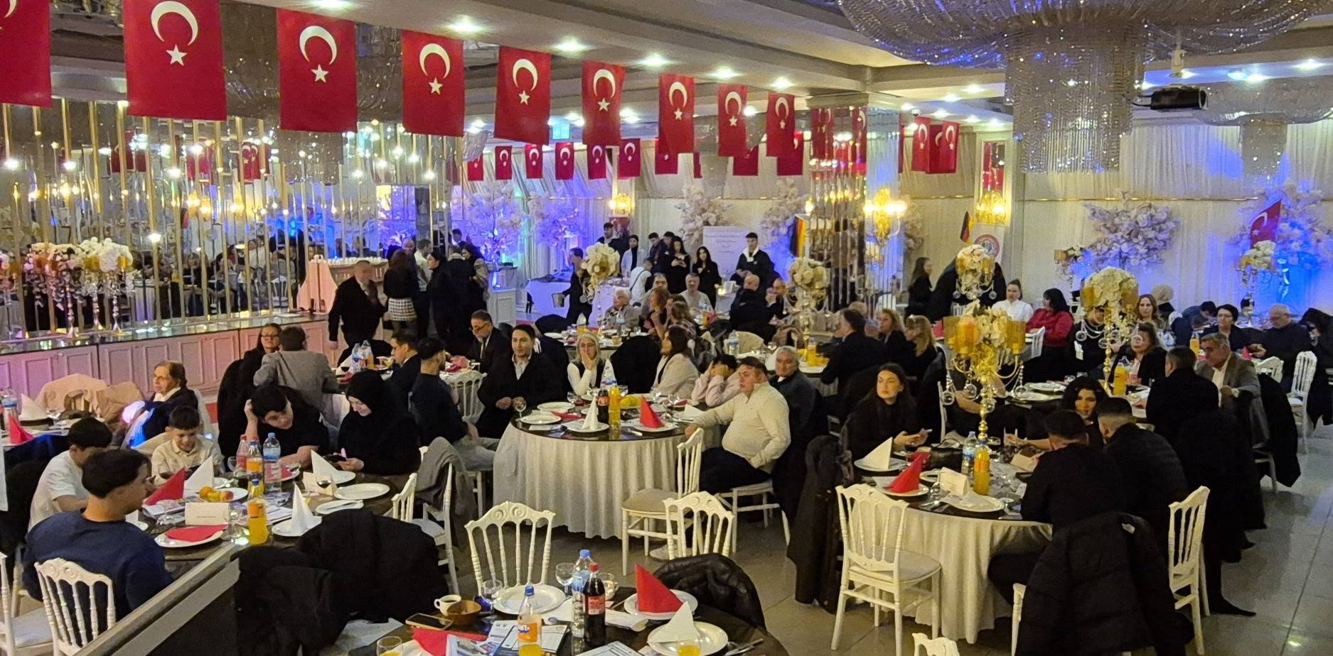 Yozgatlılar Hamburg’da Buluştu: 600 Kişilik Kültür ve Spor Gecesi Büyük İlgi Gördü