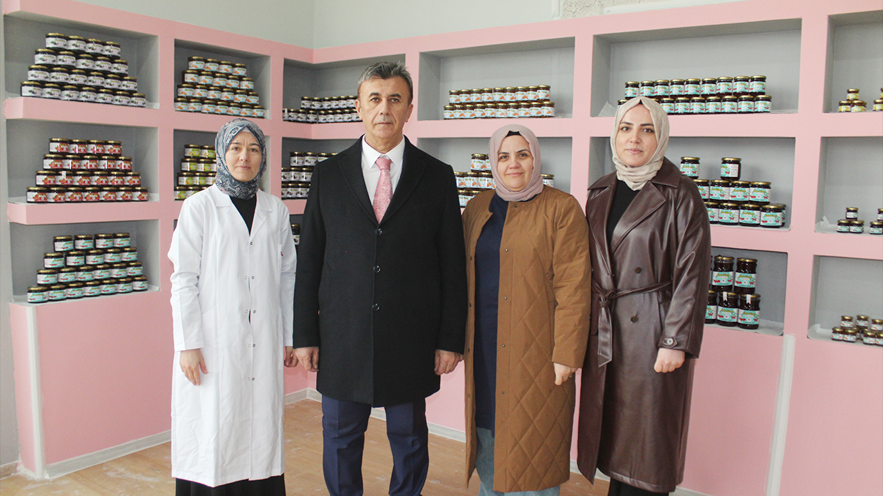 Kadışehri’nde Kadın Eliyle Üretim: “KadıYörem” Markasıyla Reçeller Türkiye’ye Açılıyor
