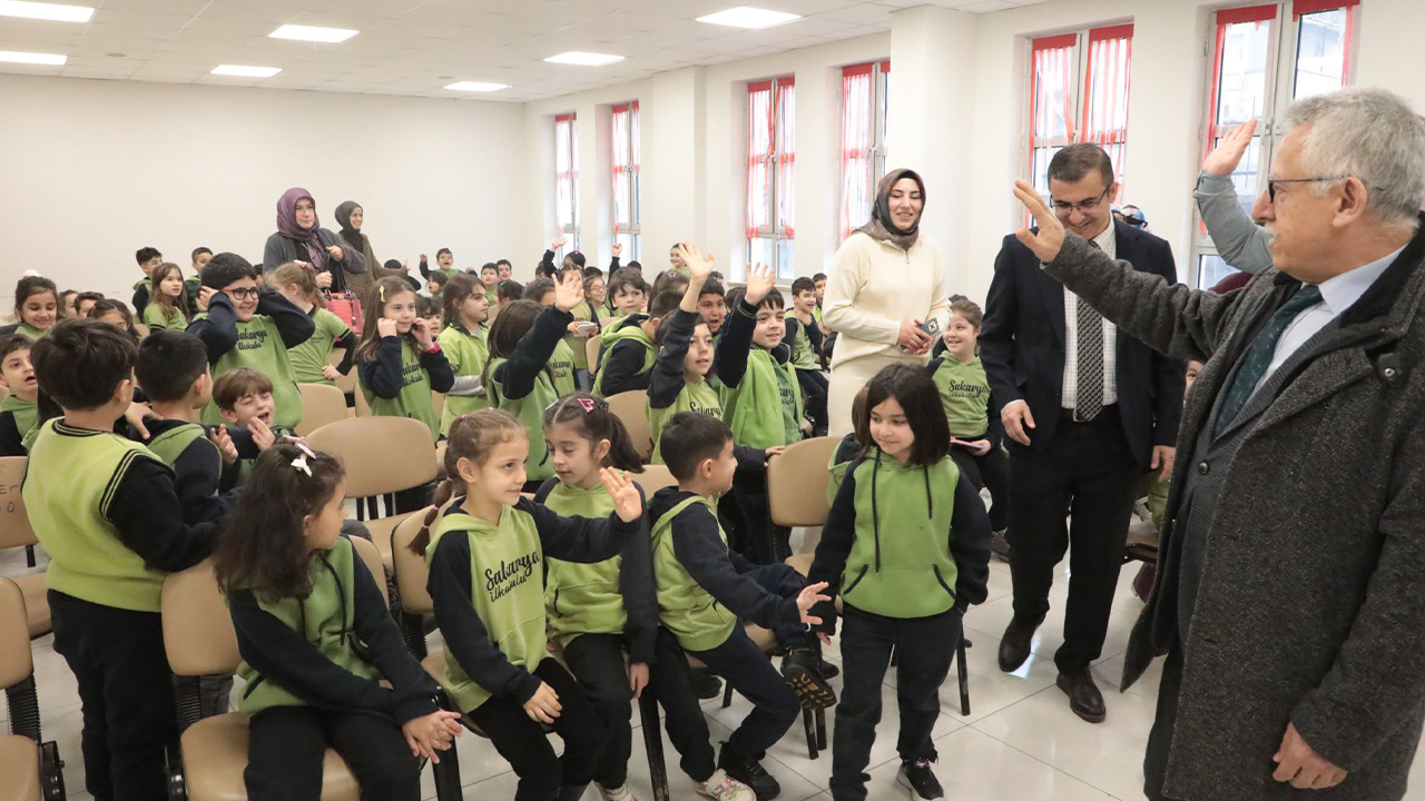 Yozgat Belediye Başkanı Kazım Arslan Sakarya İlkokulu Öğrencileriyle Buluştu