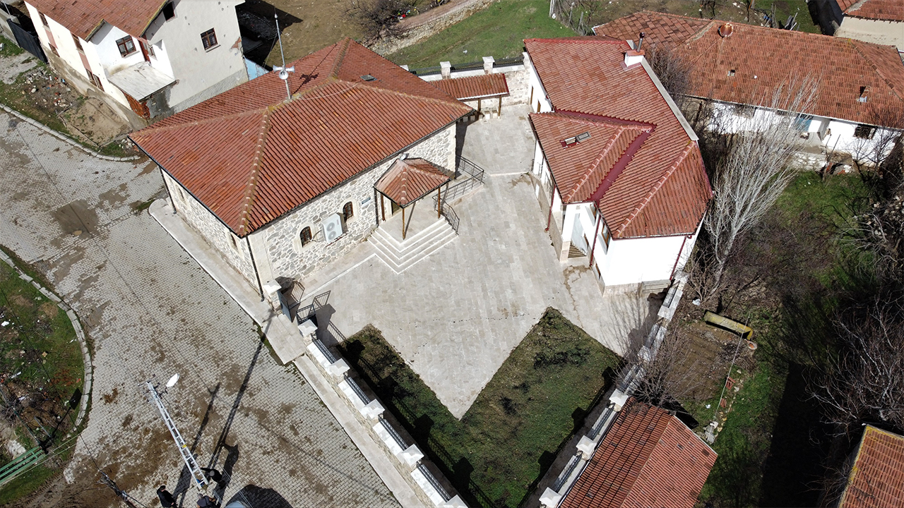 Yozgat’ta Tarihi Gizemini Koruyan Cami