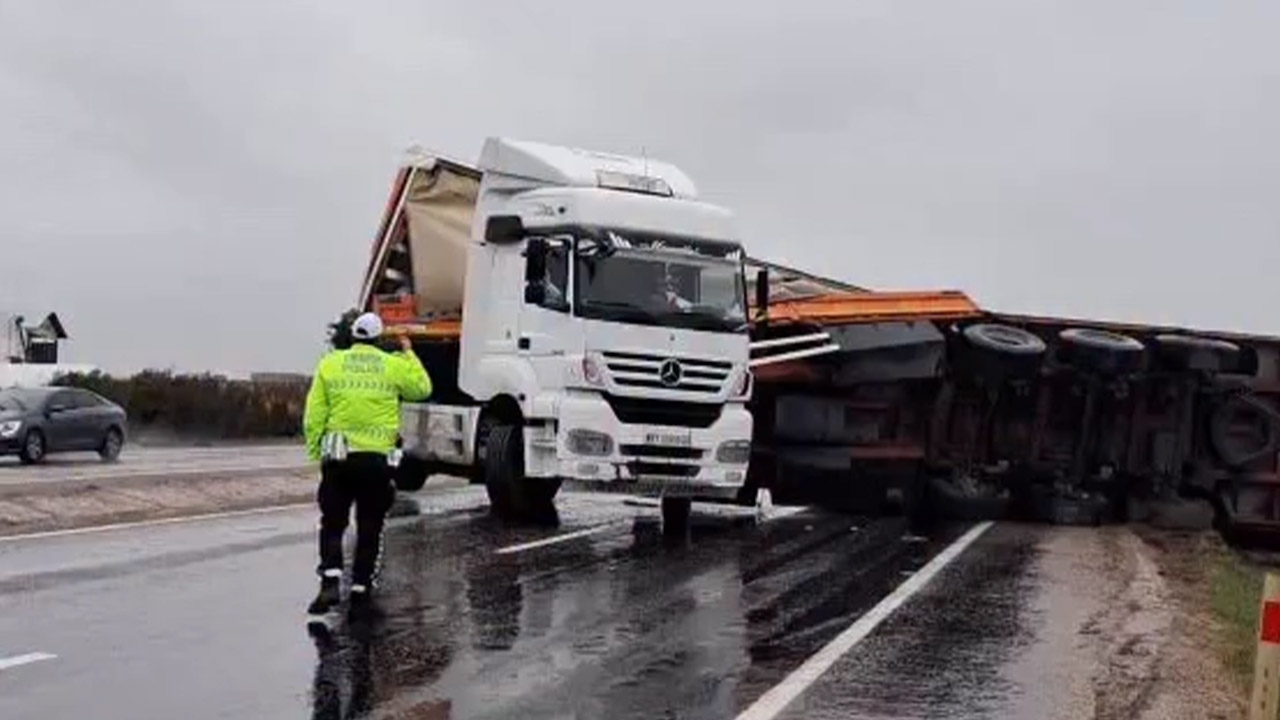 Yozgat Sarıkaya Çıkışında Tır Kazası