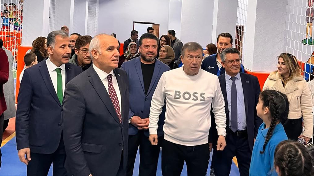 Ankara Şehit Emre Karagöz İlkokulu’nda İngilizce ve Spor Sınıfları Açıldı