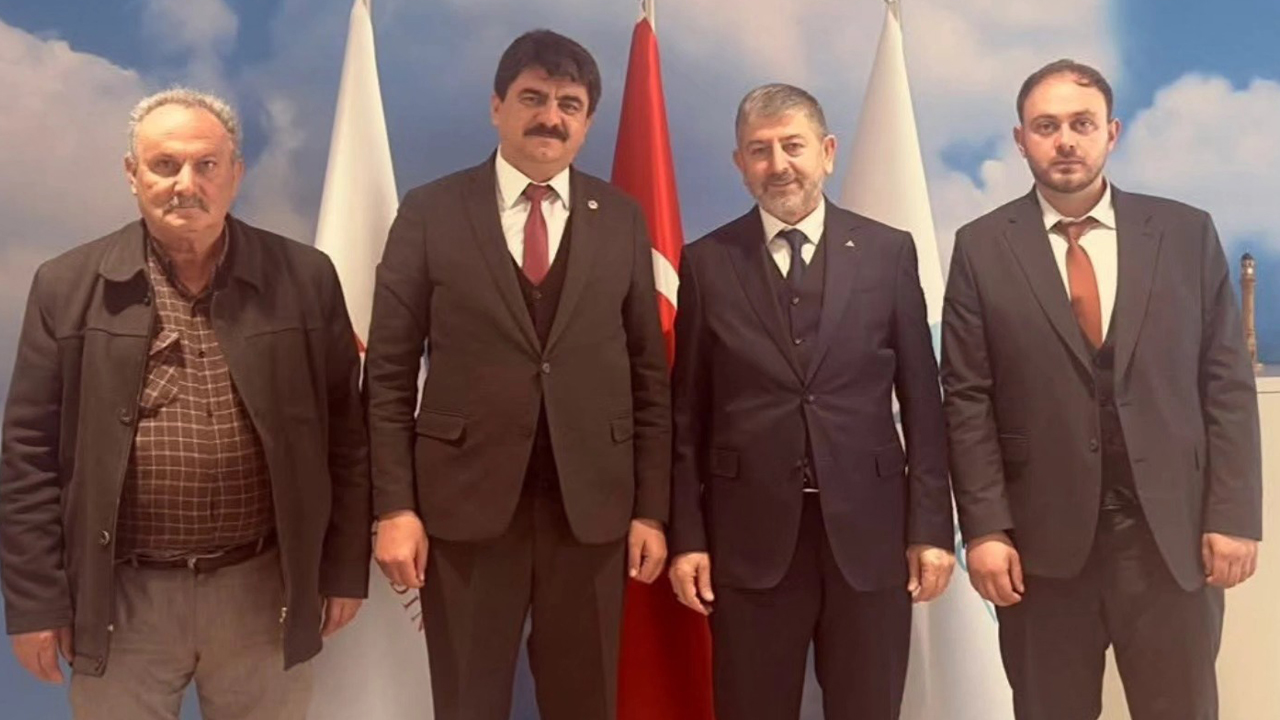 Sırçalı Beldesi Doğalgaz İstiyor: Belediye Başkanı Parlak’tan Çorumgaz’a Ziyaret