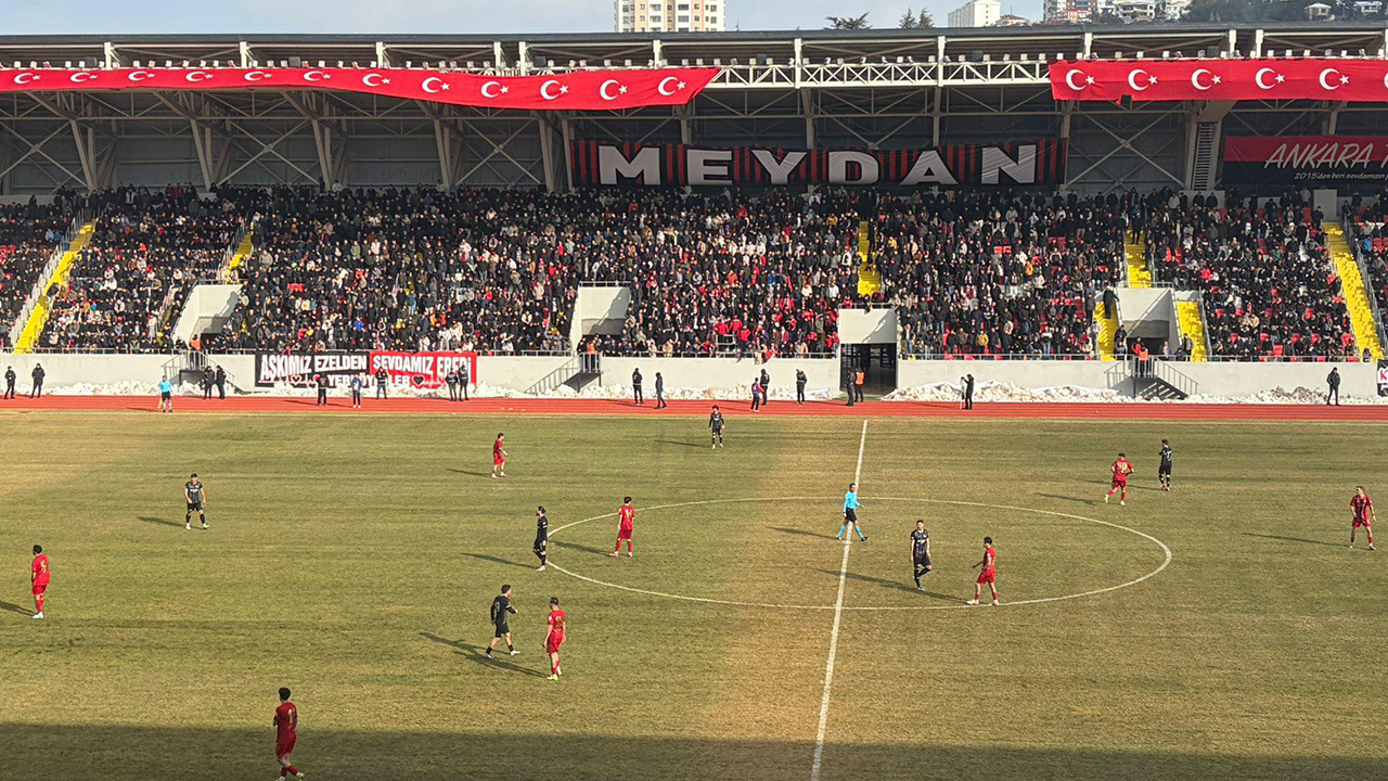 Bozokspor  Karabükspor Maçı İçin Taraftardan Akşam Saati Talebi