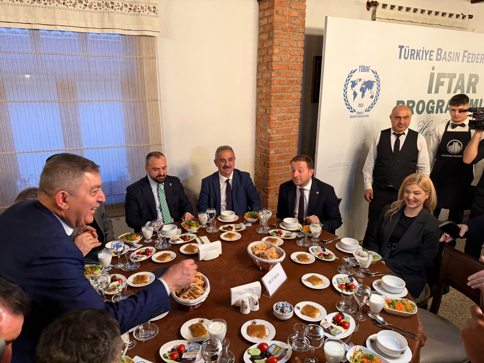 TÜBAF Geleneksel İftarında Basın Mensupları ve Siyasiler Buluştu