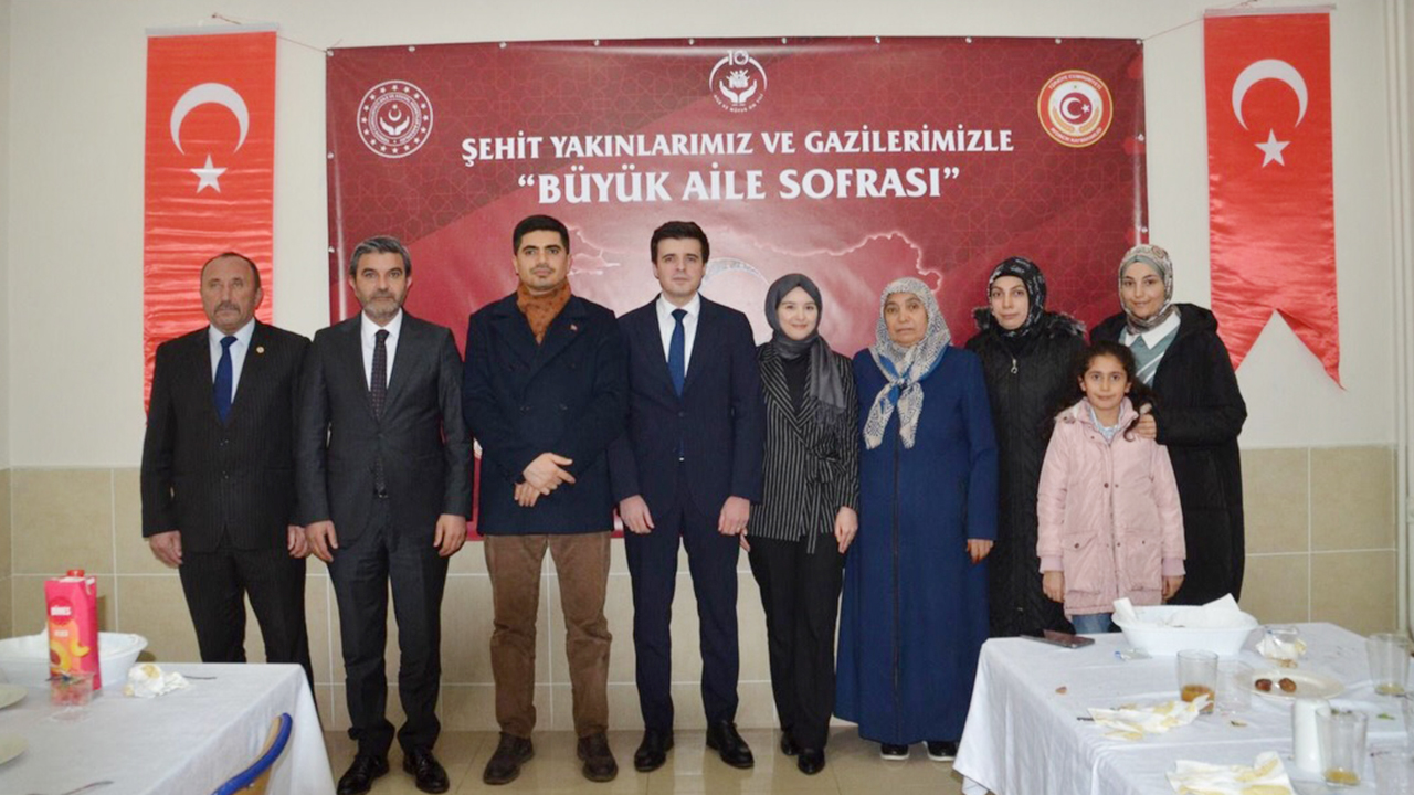 Aydıncık’ta Vefa Buluşması: Başkan Tekçam Şehit Yakınları ve Gazilerle İftarda Buluştu