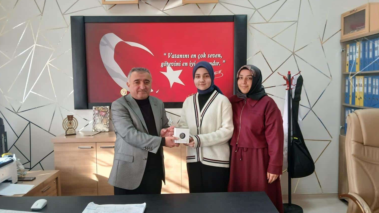 Yerköy Şehit İdris Aydoğdu Fen Lisesi’nden Siyer-i Nebi Yarışmasında Büyük Başarı