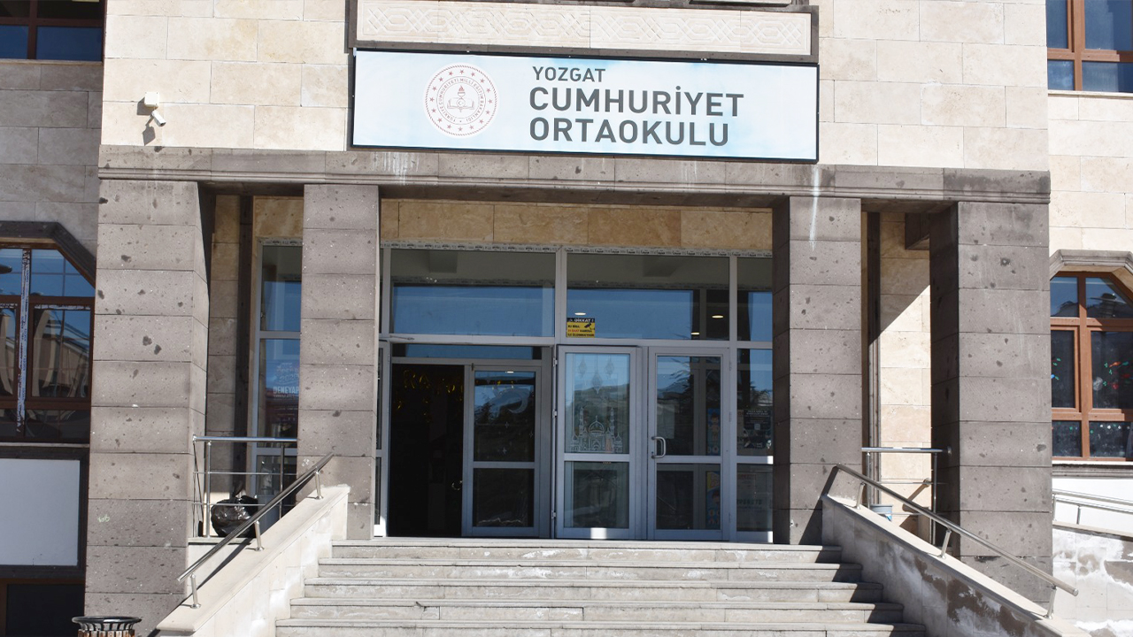 Okulda şiddetin adresi bu kez Yozgat oldu! Meslektaşları kurtardı!