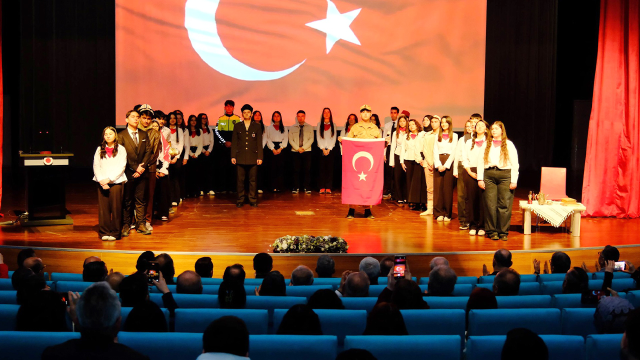 Yozgat’ta İstiklal Marşı’nın 105. Yıl Coşkusu: "Allah Bu Millete Bir Daha İstiklal Marşı Yazdırmasın"