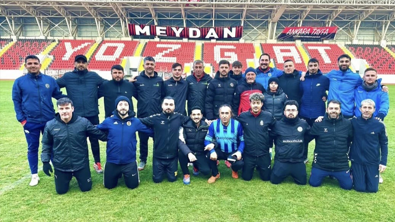 Yozgat’ta Antrenörlük Kursuna Yoğun İlgi: Türk Futbolunun Deneyimli İsimleri Gençlerle Buluştu