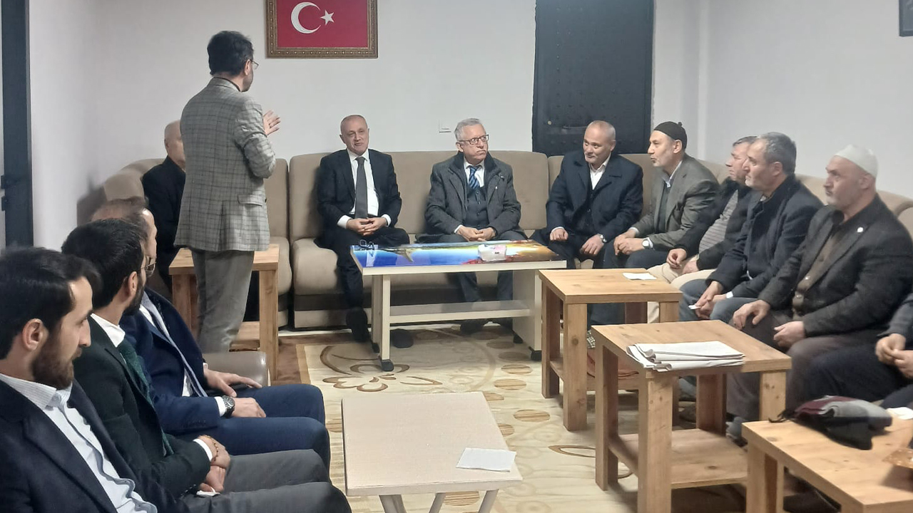 Yozgat’ta Din Görevlileri Derneği’ne Başkan Arslan ve Müftü Kök’ten Hayırlı Olsun Ziyareti