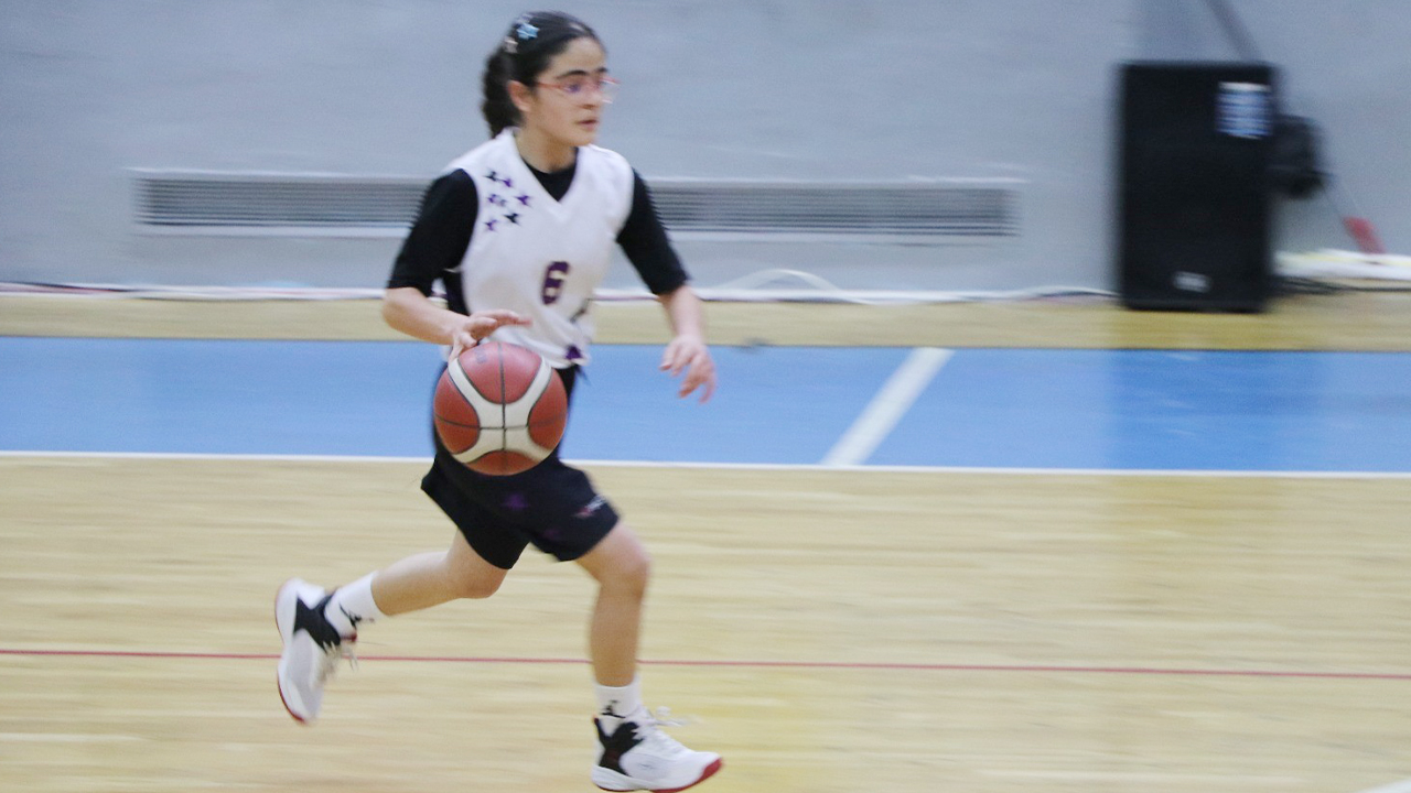 Yozgat’ta Basketbol Şöleni Başladı: Yıldızlar Türkiye Yarı Finalleri Heyecanı