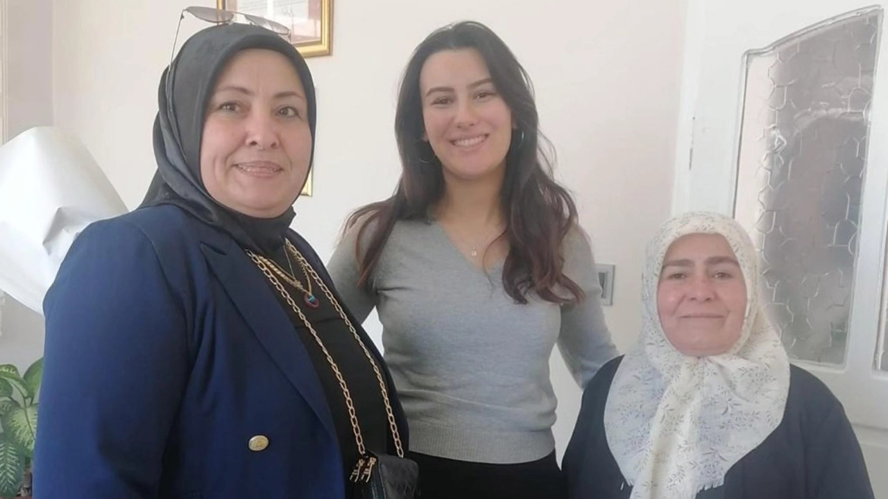 Boğazlıyan MHP KAÇEP’ten Kadın Esnafa 8 Mart Dünya Kadınlar Günü Ziyareti
