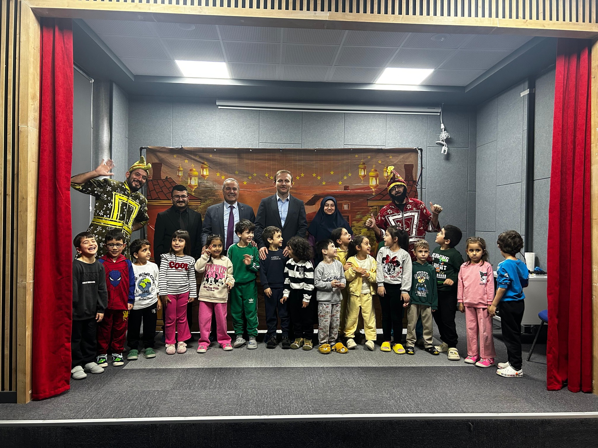 Boğazlıyan’da Ramazan Coşkusu: Miniklerden Hacivat–Karagöz Gösterisi Büyük Alkış Aldı