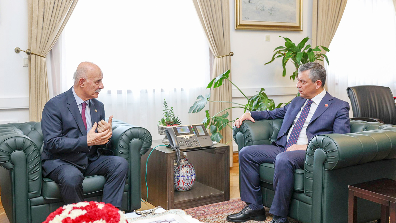 Ali Keven’den Özgür Özel Ziyareti: "Yozgat’ın Gündemi Genel Merkez Masasında"