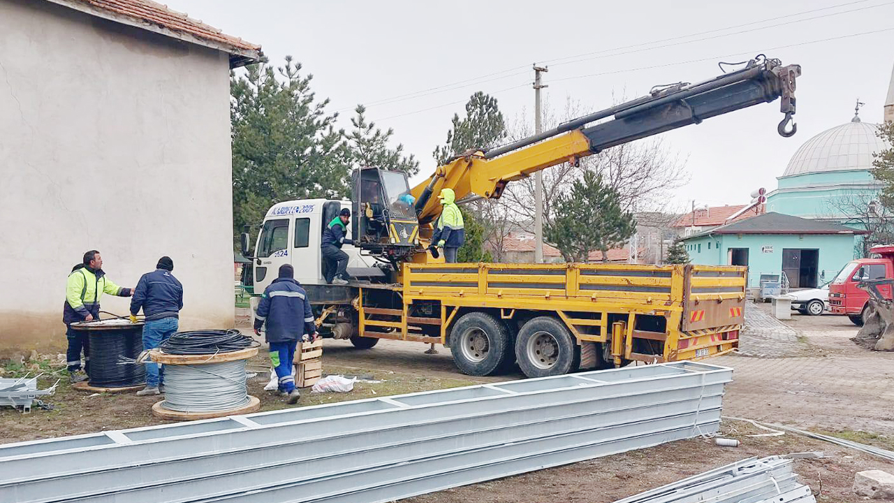 Çiğdemli’de Enerji Altyapısı Yenileniyor: Başkan İsmail Biçer’den Modern Atılım