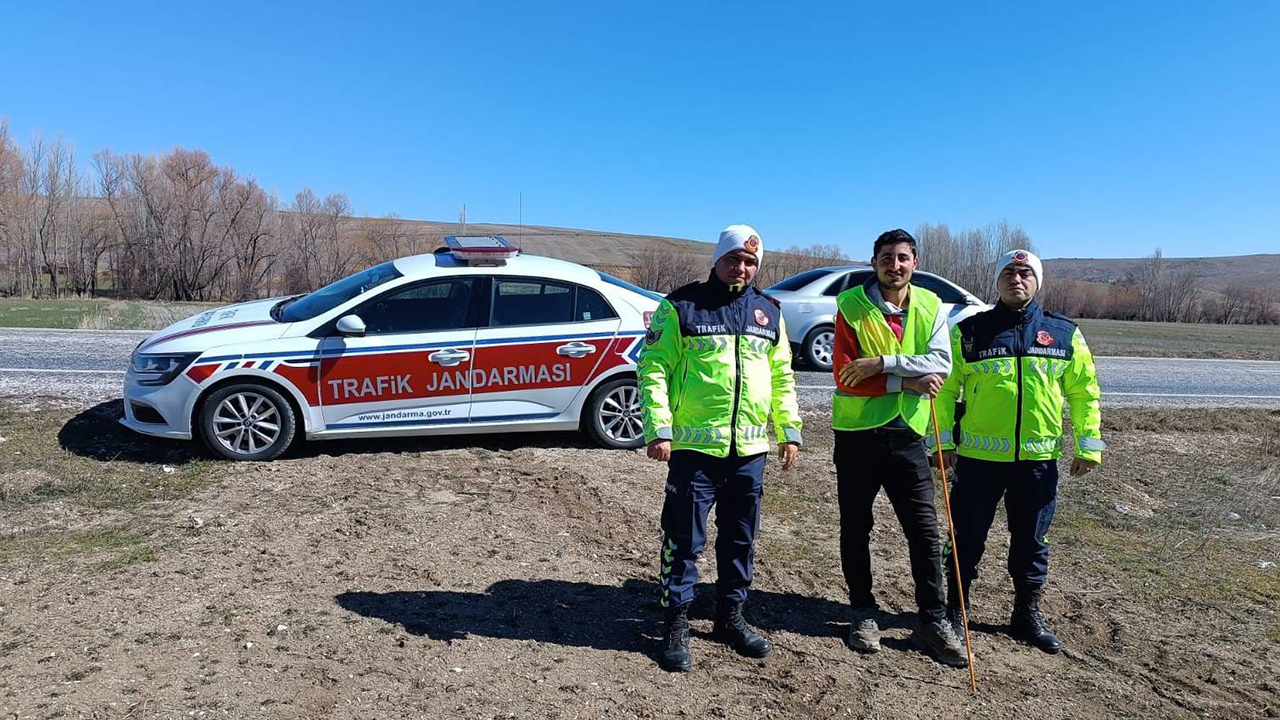 Yozgat Jandarmasından Reflektif Yelek Giy Görünür Ol Kampanyası