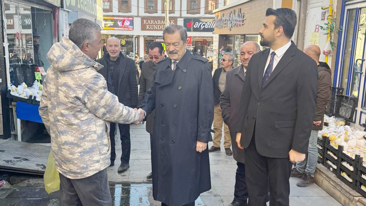 Milletvekili Lütfullah Kayalar’dan Yozgat’ta Esnaf Ziyareti: “Vatandaşın Görüşleri Bizim İçin Çok Kıymetli”
