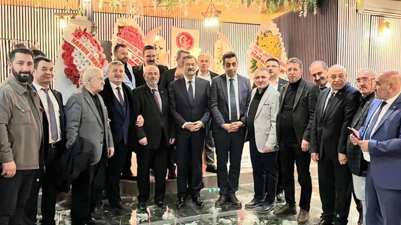 Lütfullah Kayalar Sincan Yozgatlılar Buluşmasına Katıldı: Birlik ve Beraberlik Mesajları Öne Çıktı