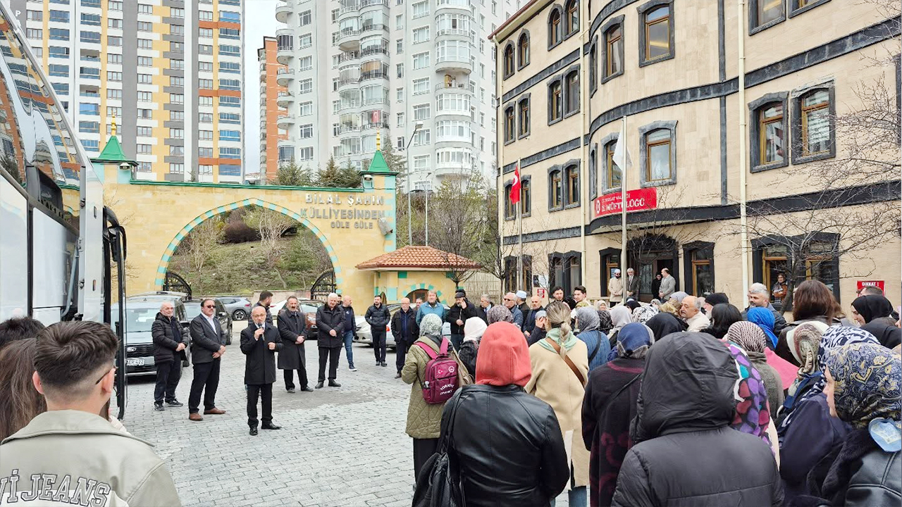 Yozgat’ta Umre Heyecanı: Şevval Ayı Umrecileri Dualarla Uğurlandı