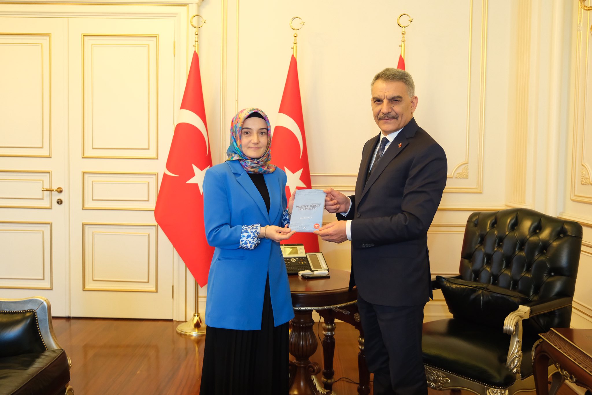 Yozgatlı Öğretmenden İngilizceyi Sevdiren Kitap