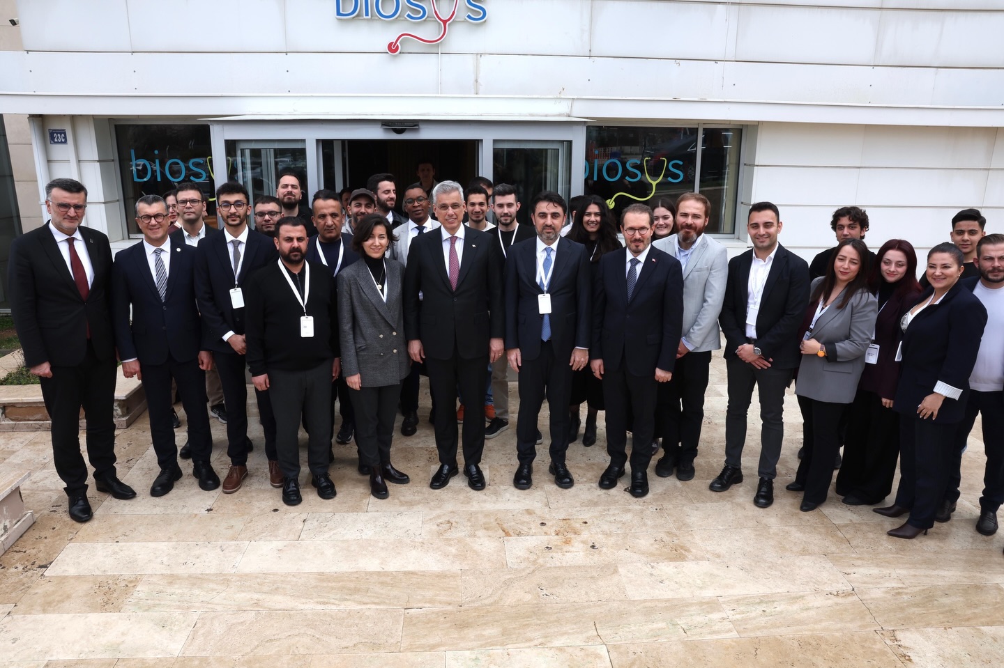 Sağlık Bakanı ve ODTÜ Heyeti Yerli Medikal Teknoloji Ar-Ge Merkezini Ziyaret Etti