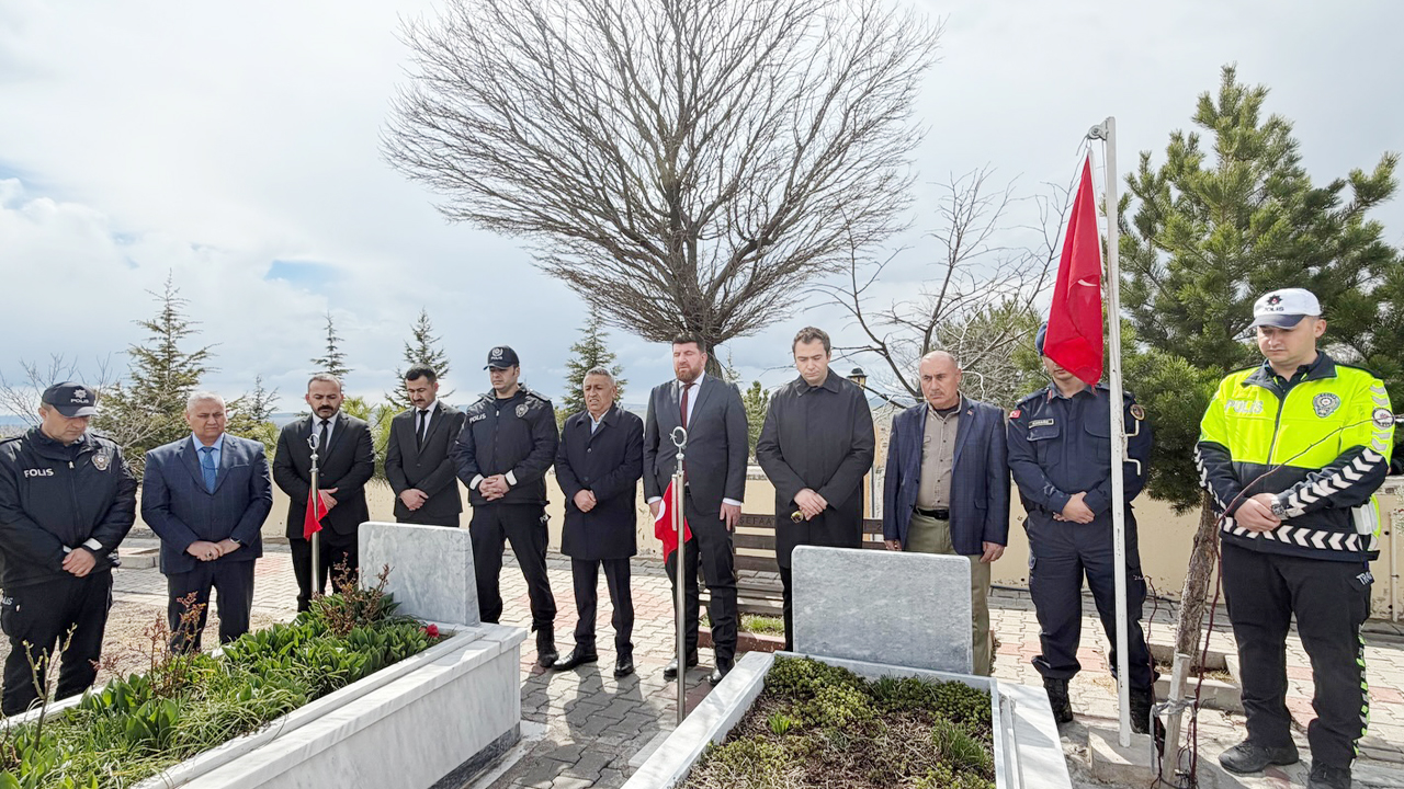 Yozgatlı Şehit Osman Belkaya Mezarı Başında Dualarla Anıldı