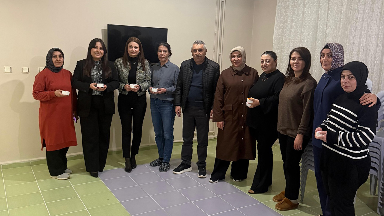 Şefaatli Belediye Başkanı Zeki Bozkurt Üniversite Öğrencileriyle İftar Sofrasında