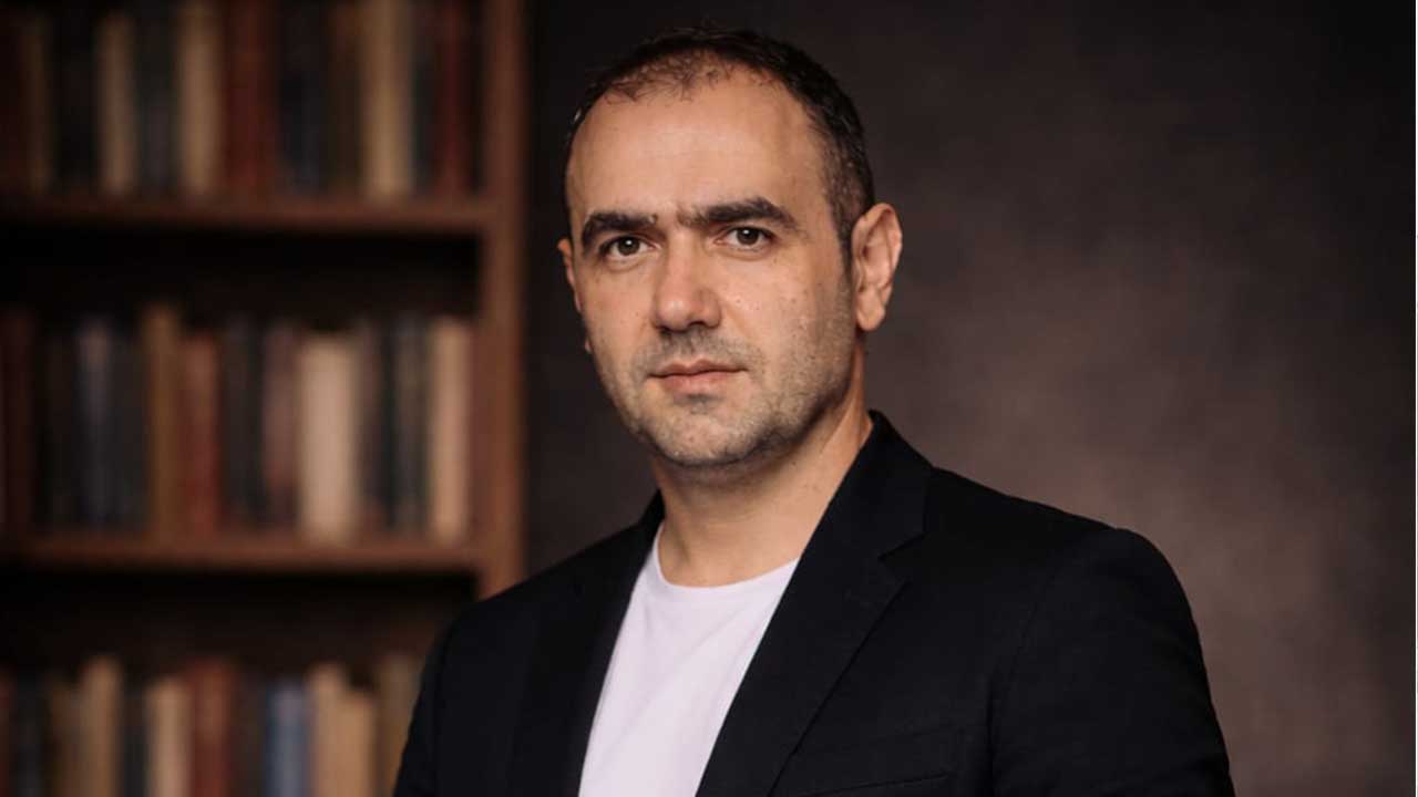 Yozgatlı Yazar Suat Altınok Romanlarıyla Edebiyat Dünyasında Dikkat Çekiyor