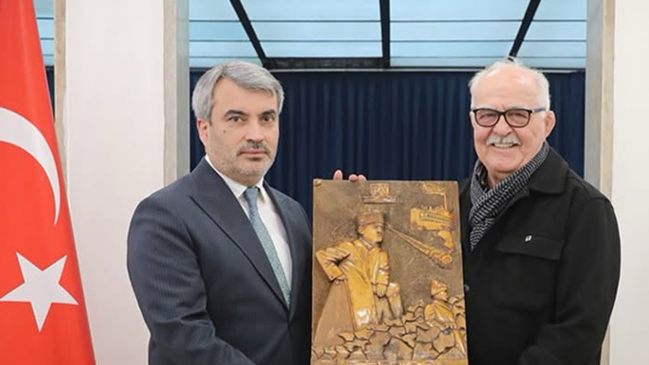 92 Yıllık Tarihi Rölyef TÜRKŞEKER’e Döndü: Cumhuriyetin Sanayi Mirası Yeniden Gün Yüzünde