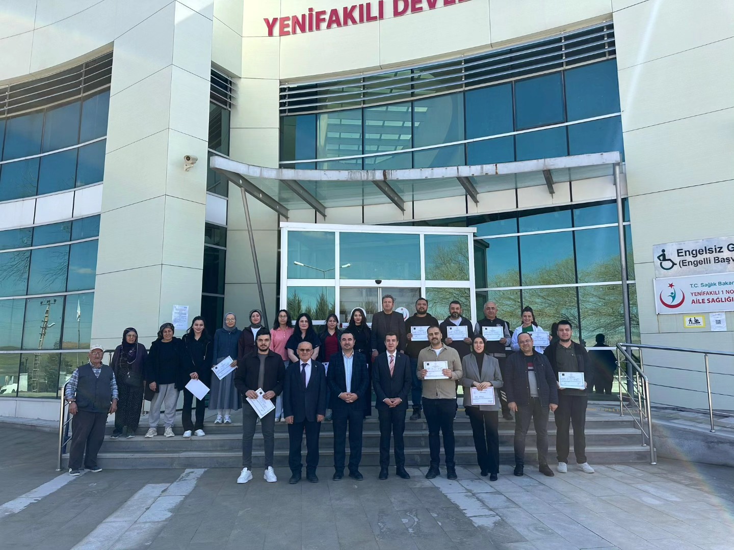 Yenifakılı’da Sağlık Çalışanlarına İşaret Dili Eğitimi