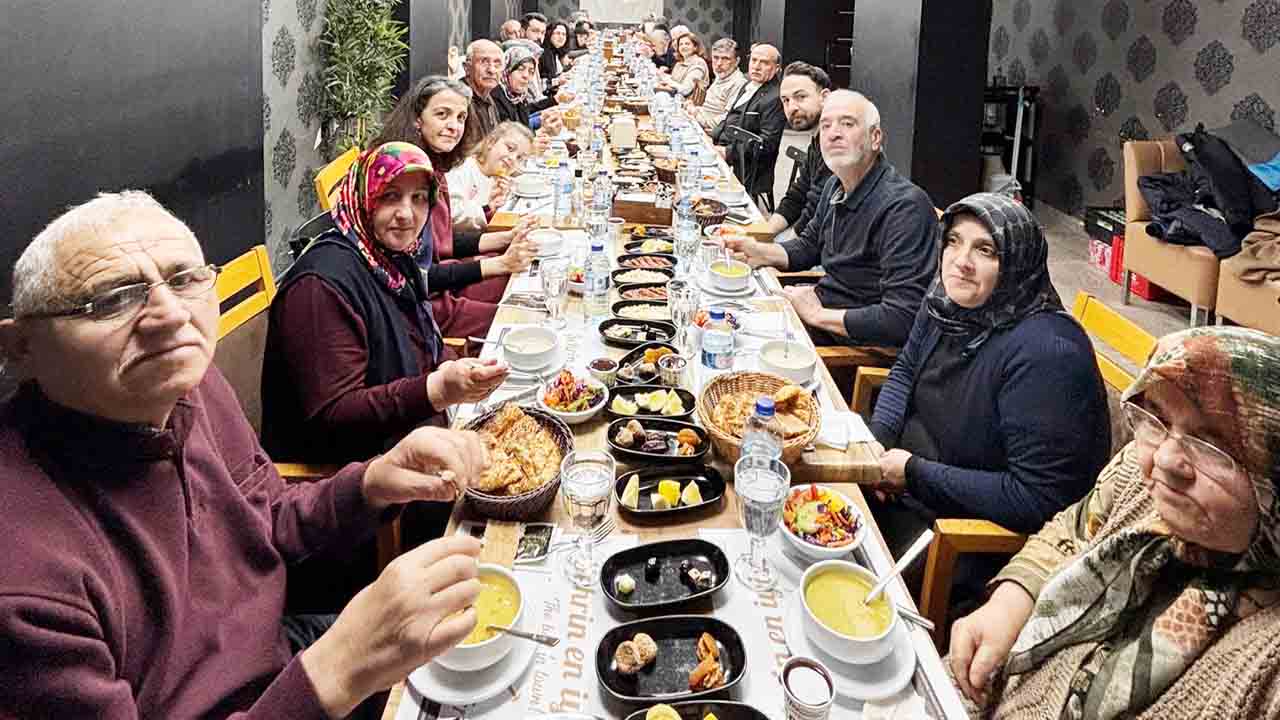 Yozgat'ın köklü ailesi Bacanlı ailesi bu Ramazan da geleneği bozmadı