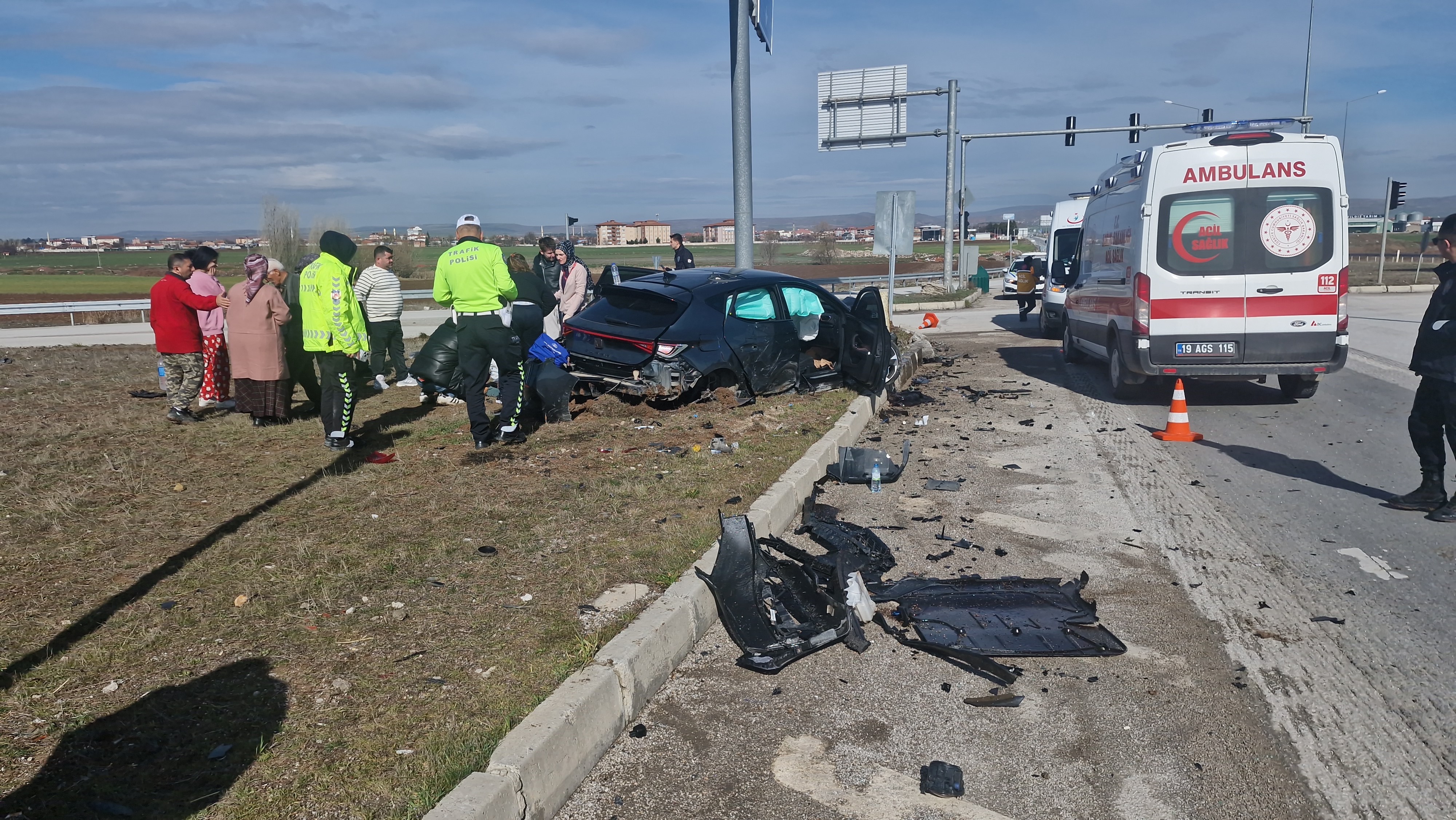 Yozgat'a geliyorlardı: Otomobil takla atarak durabildi
